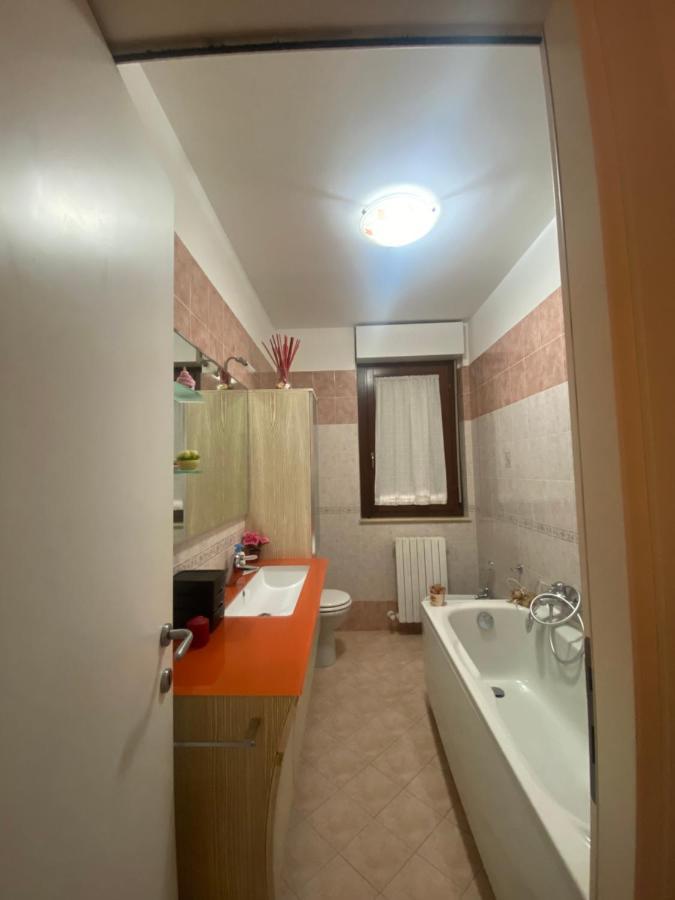 Caserma Guelfa - Casa Vacanza Chiarina San Benedetto del Tronto Buitenkant foto