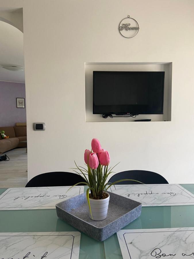 Caserma Guelfa - Casa Vacanza Chiarina San Benedetto del Tronto Buitenkant foto