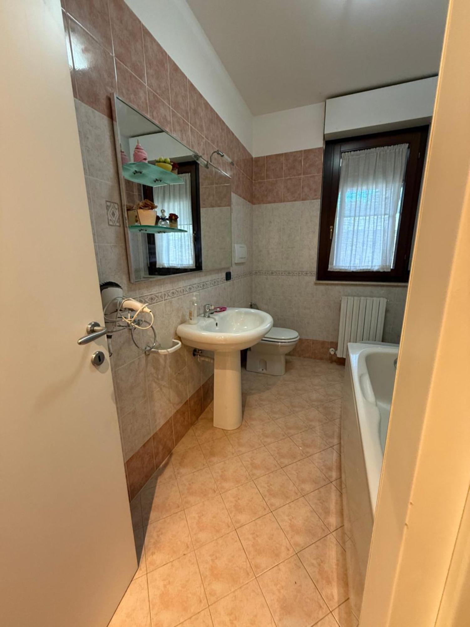 Caserma Guelfa - Casa Vacanza Chiarina San Benedetto del Tronto Buitenkant foto