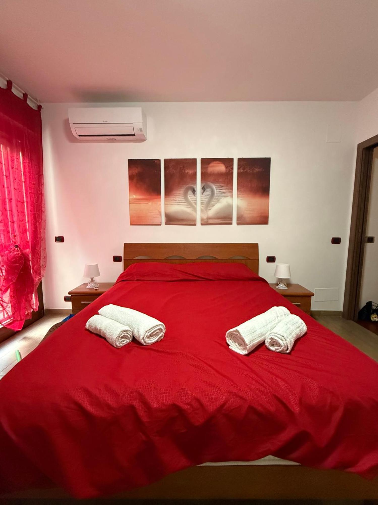 Caserma Guelfa - Casa Vacanza Chiarina San Benedetto del Tronto Buitenkant foto